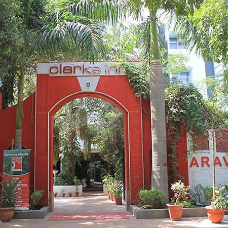 Aravali Clarks Inn 阿尔瓦尔 外观 照片