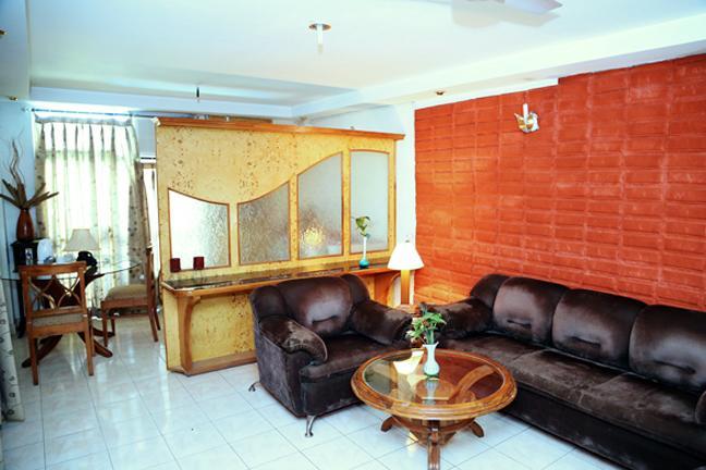 Aravali Clarks Inn 阿尔瓦尔 外观 照片
