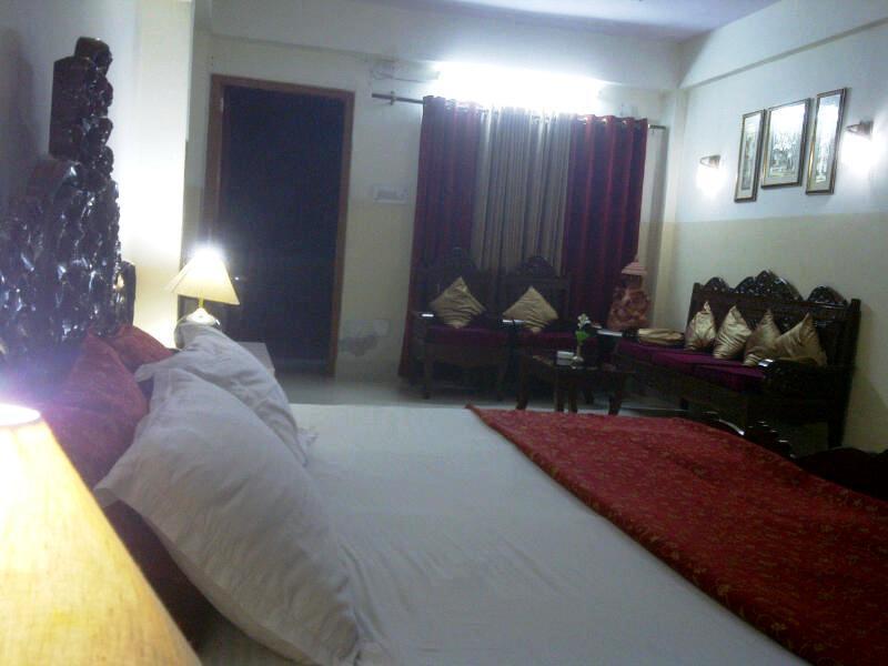 Aravali Clarks Inn 阿尔瓦尔 客房 照片
