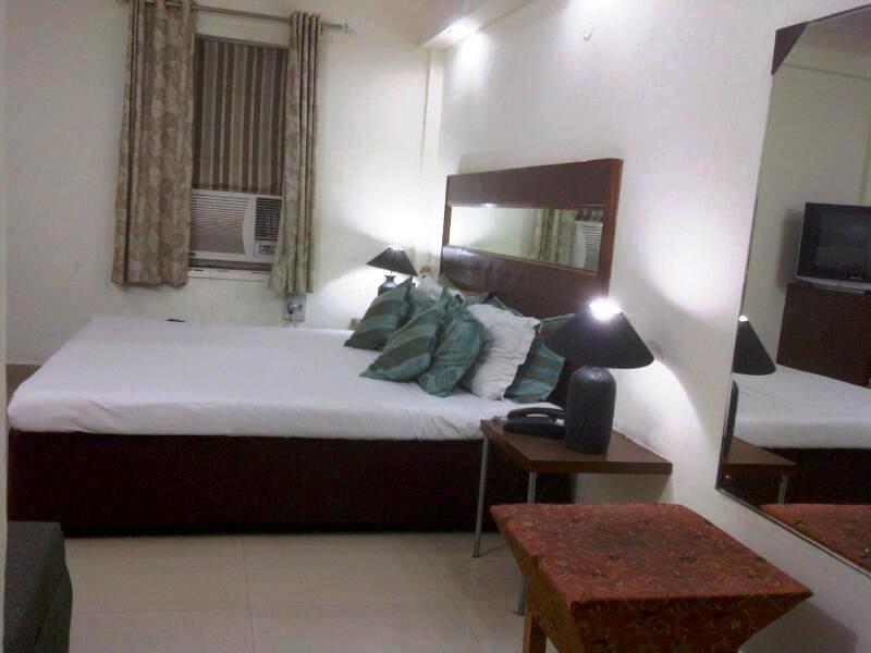 Aravali Clarks Inn 阿尔瓦尔 外观 照片