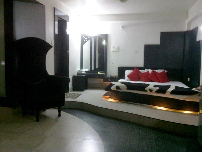 Aravali Clarks Inn 阿尔瓦尔 外观 照片